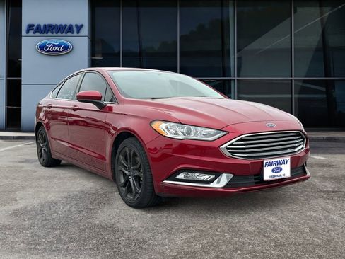 Used 2018 Ford Fusion S w/ Equipment Group 101A image 2