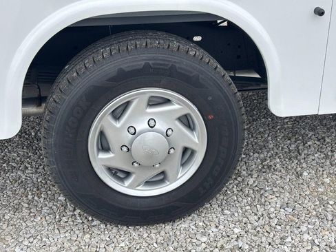 New 2026 Ford E-350 and Econoline 350 Super Duty w/ Power Equipment Group image 5