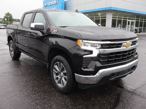 New 2026 Chevrolet Silverado 1500 LT w/ Z71 Off-Road Package AWD/4WD image 2