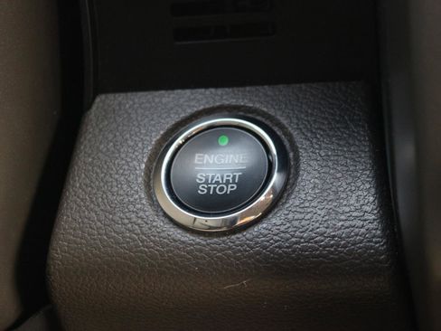 Used 2019 Ford Expedition XLT w/ Equipment Group 202A image 27