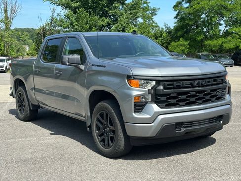Used 2023 Chevrolet Silverado 1500 Custom w/ LPO, Dark Essentials Package AWD/4WD image 3