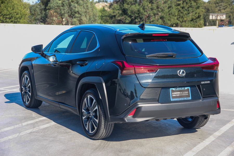 Certified 2024 Lexus UX 250h FWD image 7
