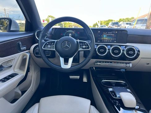 Used 2019 Mercedes-Benz A 220 image 14