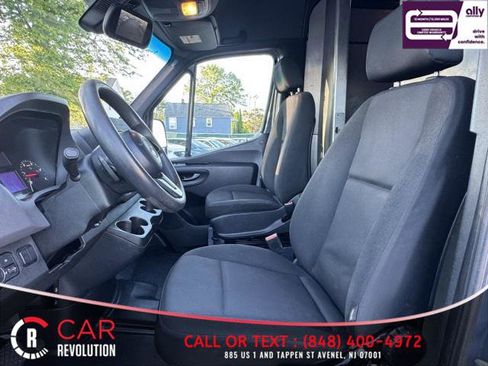 Used 2019 Mercedes-Benz Sprinter 170 image 24