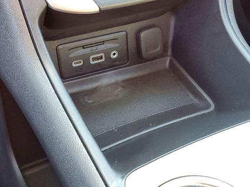 Used 2023 GMC Terrain Denali w/ Black Diamond Edition image 22