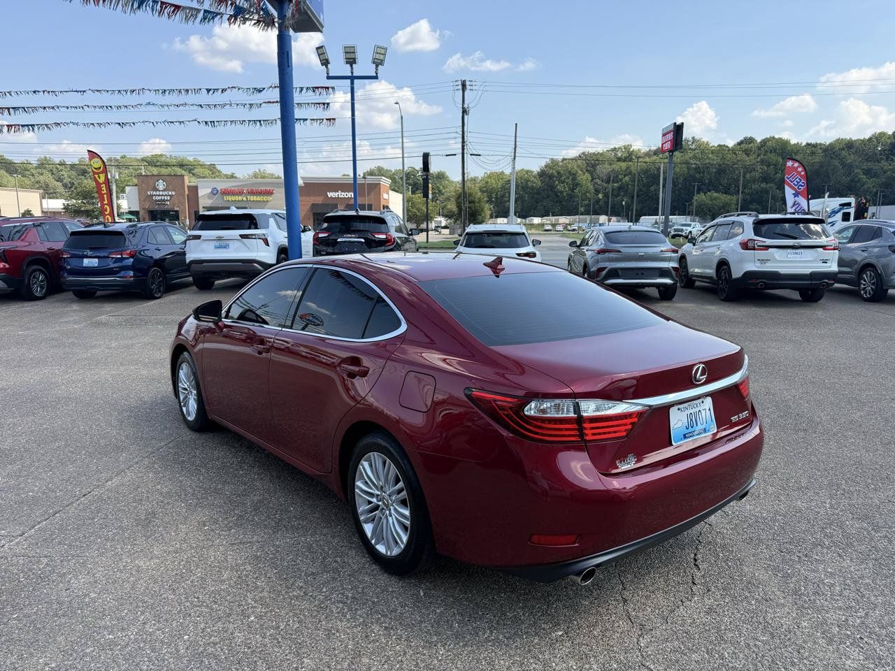 Used 2014 Lexus ES 350 w/ Luxury Package FWD image 4