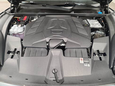 New 2026 Porsche Cayenne image 30