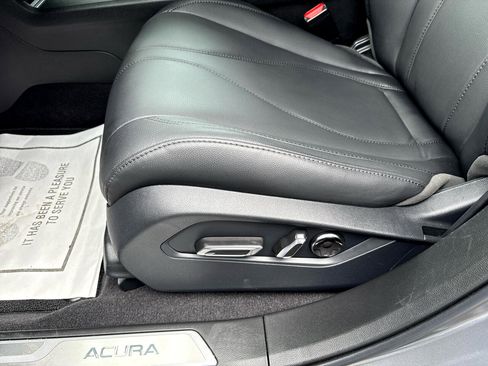 Used 2023 Acura RDX SH-AWD image 17