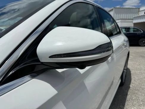 Used 2019 Mercedes-Benz E 300 w/ Premium 1 Package image 10