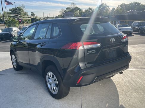 Used 2023 Toyota Corolla Cross L AWD/4WD image 5