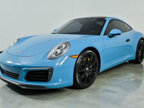 Used 2018 Porsche 911 Carrera image 6