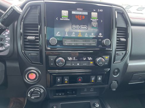 Used 2024 Nissan Titan PRO-4X w/ Pro-4x Convenience Package image 20