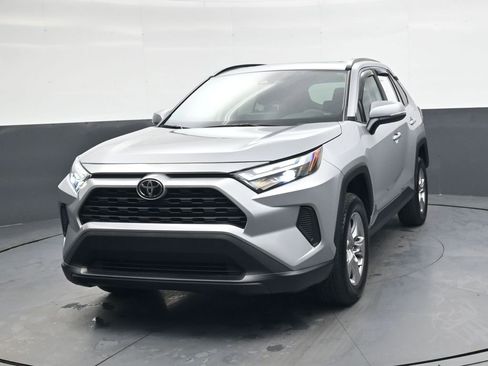 Used 2023 Toyota RAV4 XLE w/ Convenience Package image 9