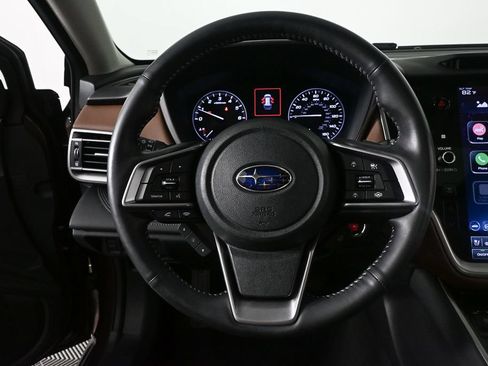 Used 2022 Subaru Outback Touring XT AWD/4WD image 2