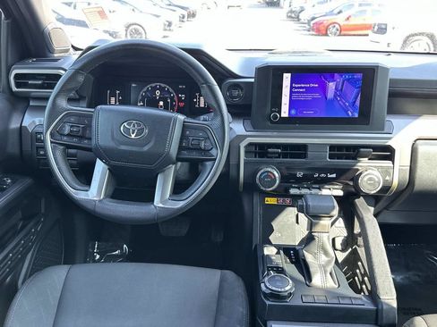 Used 2024 Toyota Tacoma SR5 w/ SR5 Upgrade Package AWD/4WD image 18