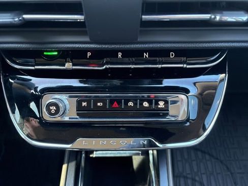 Used 2023 Lincoln Corsair Reserve AWD/4WD image 28