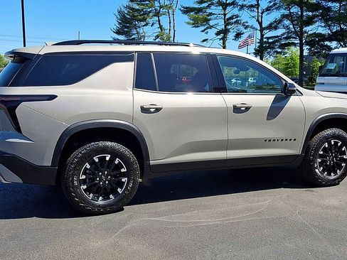 New 2026 Chevrolet Traverse Z71 w/ Driver Confidence Package AWD/4WD image 3