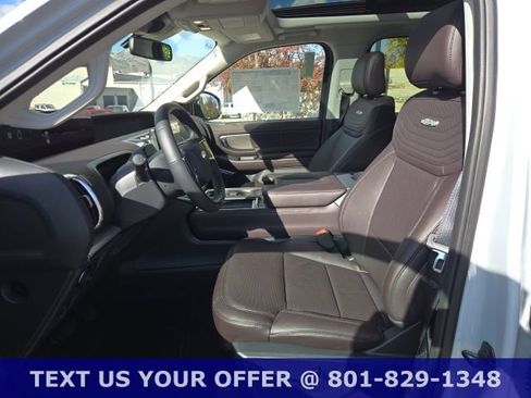 New 2025 Ford Expedition Platinum w/ Platinum Ultimate Package AWD/4WD image 60