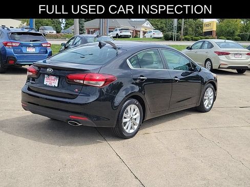 Used 2017 Kia Forte S w/ S Technology Package FWD image 4