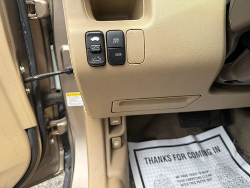 Used 2005 Honda CR-V EX image 14