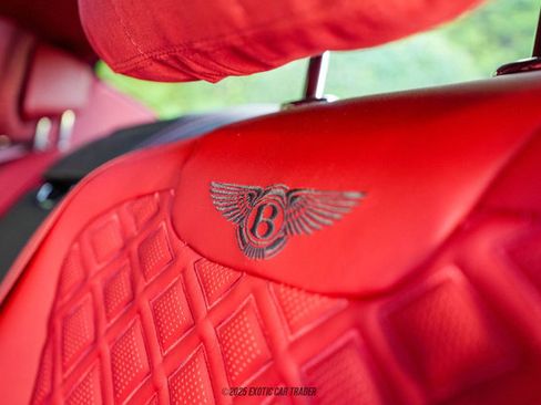 Used 2022 Bentley Flying Spur V8 image 37