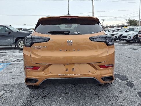 Certified 2025 Buick Encore GX Avenir w/ Avenir Technology Package image 5