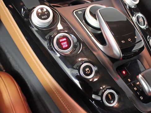 Used 2017 Mercedes-Benz AMG GT S image 25