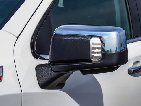 Used 2023 Chevrolet Silverado 1500 LTZ w/ Z71 Off-Road Package image 43