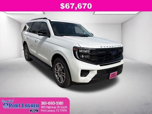 New 2026 Ford Expedition Active image 1