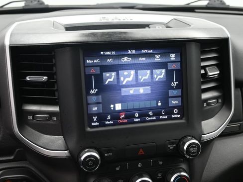 Used 2020 RAM 1500 Big Horn AWD/4WD image 16