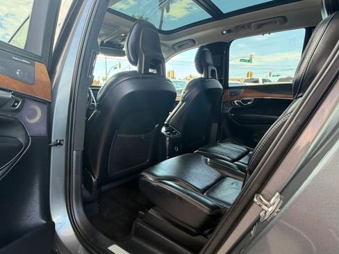 Used 2017 Volvo XC90 T8 Inscription w/ Luxury Package AWD/4WD image 43
