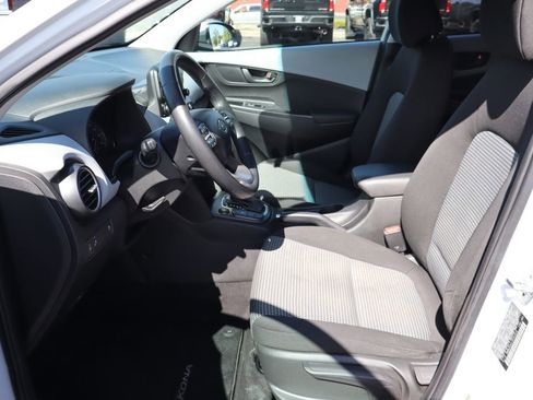 Used 2018 Hyundai Kona SEL AWD/4WD image 4