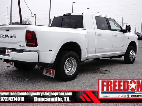 New 2026 RAM 3500 Laramie w/ Max Tow Package image 5