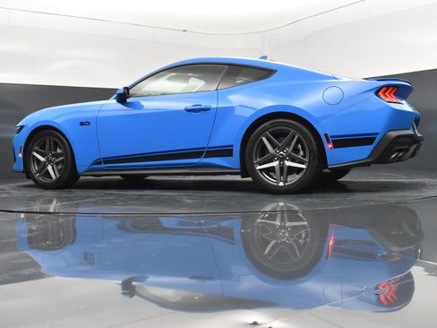 Used 2024 Ford Mustang GT Premium image 23