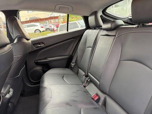 Used 2020 Toyota Prius Prime Limited image 24