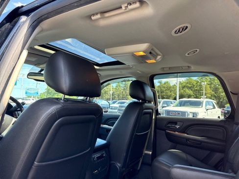 Used 2014 GMC Yukon Denali image 17