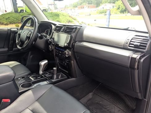 Used 2024 Toyota 4Runner TRD Pro AWD/4WD image 29