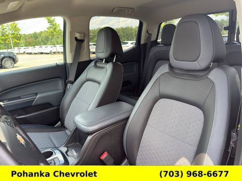 Used 2019 Chevrolet Colorado Z71 AWD/4WD image 21