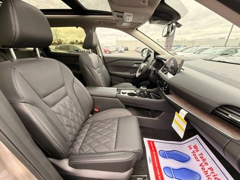 New 2026 Nissan Rogue Platinum w/ Platinum Premium Package image 19