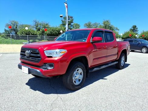Certified 2019 Toyota Tacoma SR w/ SR Convenience Package AWD/4WD image 9