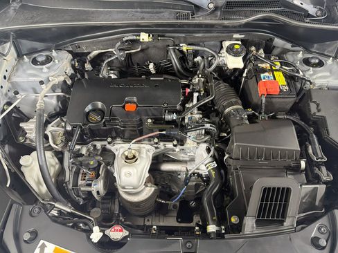 Used 2024 Honda HR-V Sport image 30