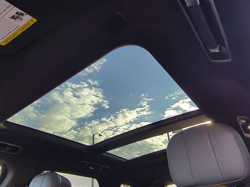 New 2026 Land Rover Range Rover Sport Dynamic SE image 19