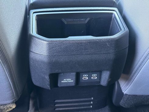 Used 2025 Toyota Tacoma TRD Sport image 15