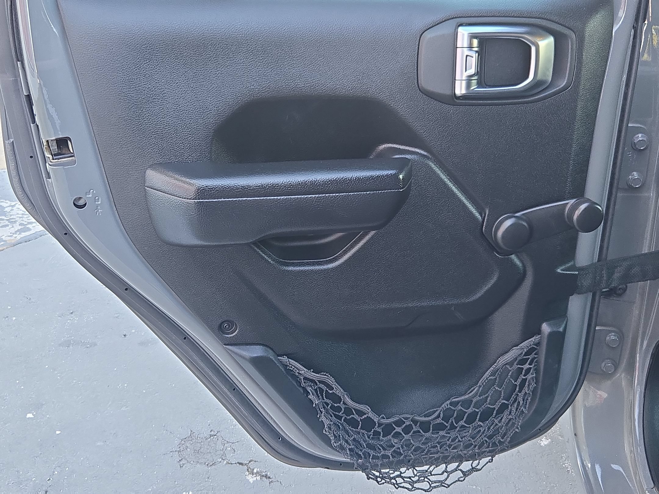 Used 2023 Jeep Wrangler Unlimited Sport AWD/4WD image 33