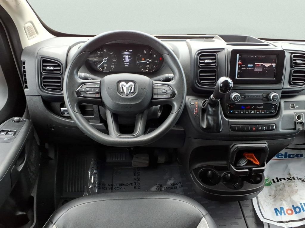 Used 2023 RAM ProMaster 2500 FWD image 9