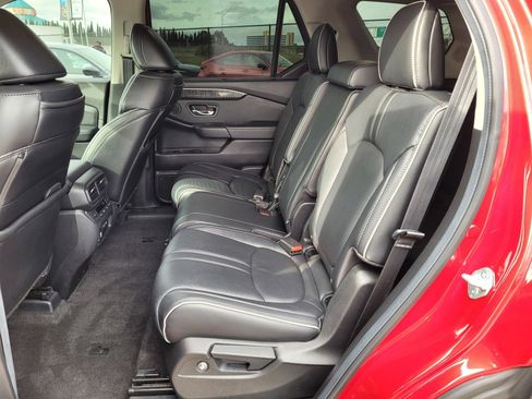 Certified 2024 Honda Pilot Elite image 11