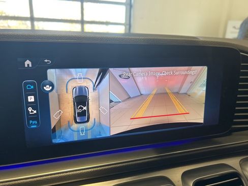 Used 2025 Mercedes-Benz GLE 350 4MATIC image 11