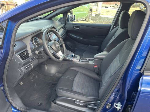 Certified 2023 Nissan Leaf S image 10