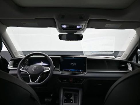 New 2026 Volkswagen Tiguan SE AWD/4WD image 10