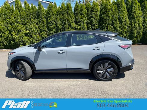 Used 2023 Nissan Ariya AWD image 5